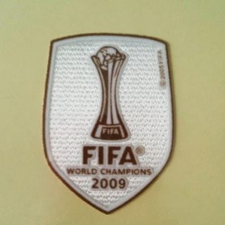 Barcelona FIFA Club World Cup 2009 Away Winner Sleeve Soccer Patch / Badge